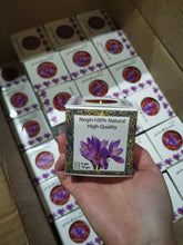 Load image into Gallery viewer, Saffron from Iran迪拜代购伊朗特级藏红花5克美容养颜3瓶起包邮