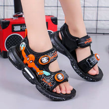 Load image into Gallery viewer, 儿童凉鞋男童2020新款夏季闪光小童蜘蛛侠沙滩鞋子中大童小孩发光