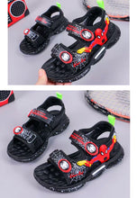 Load image into Gallery viewer, 儿童凉鞋男童2020新款夏季闪光小童蜘蛛侠沙滩鞋子中大童小孩发光