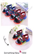 Load image into Gallery viewer, 儿童凉鞋男童2020新款夏季闪光小童蜘蛛侠沙滩鞋子中大童小孩发光