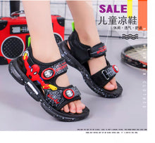 Load image into Gallery viewer, 儿童凉鞋男童2020新款夏季闪光小童蜘蛛侠沙滩鞋子中大童小孩发光