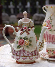 Load image into Gallery viewer, Coffee cup set玫瑰欧式陶瓷咖啡杯碟套装咖啡壶下午茶花茶壶茶杯 创意结婚礼物