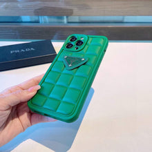 将图片加载到图库查看器,Prada mobile phone shell普拉达高级bv绿手机壳,精准孔方块