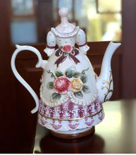 Load image into Gallery viewer, Coffee cup set玫瑰欧式陶瓷咖啡杯碟套装咖啡壶下午茶花茶壶茶杯 创意结婚礼物